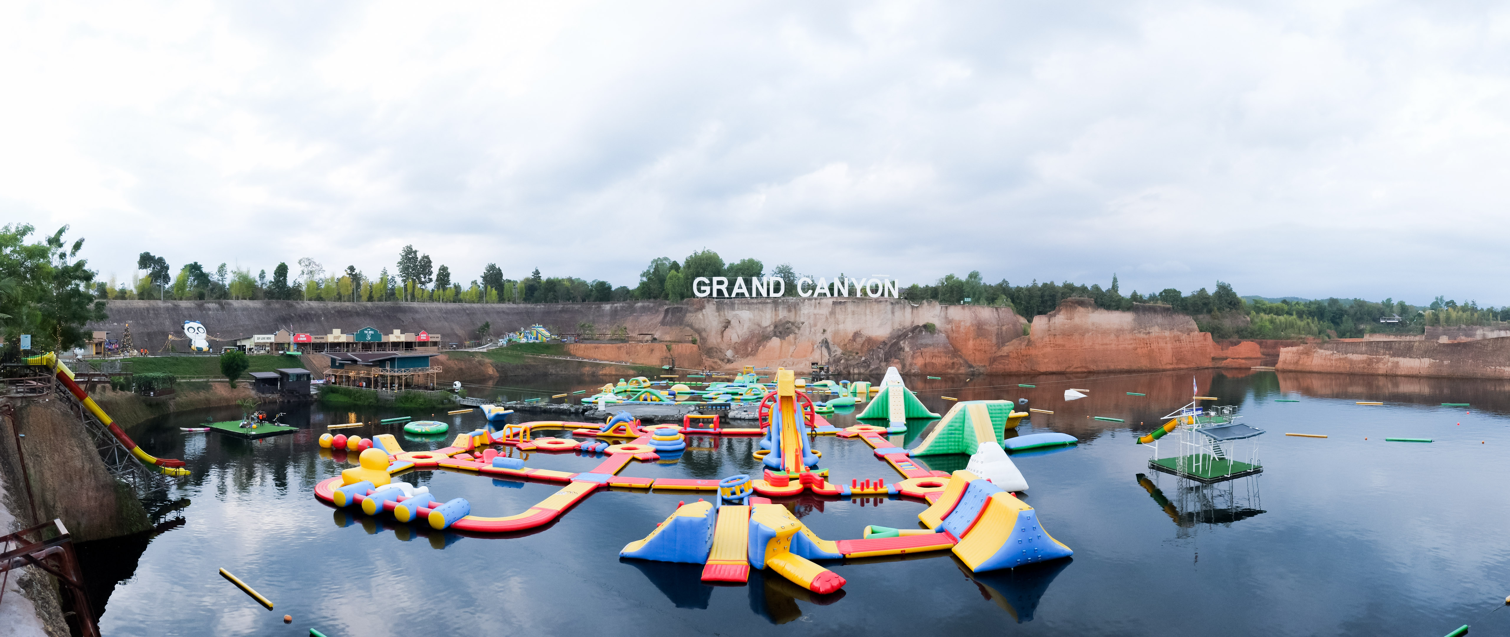 Grand Canyon Waterpark Chiang Mai - Waterpark Ticket / Wake Board 1 Hr.